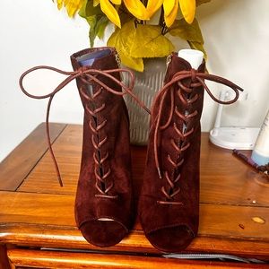 Liliana Peep Toe Bootie (size 8)